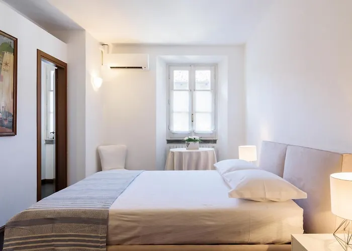 Apartman Palazzo Del Pero Luxury Attic - Bymyhomeincomo