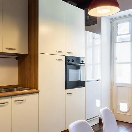 Apartment Palazzo Del Pero Luxury Attic - Bymyhomeincomo