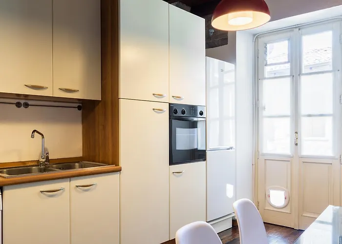 Apartment Palazzo Del Pero Luxury Attic - Bymyhomeincomo