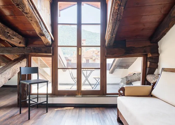 Palazzo Del Pero Luxury Attic - Bymyhomeincomo Apartment