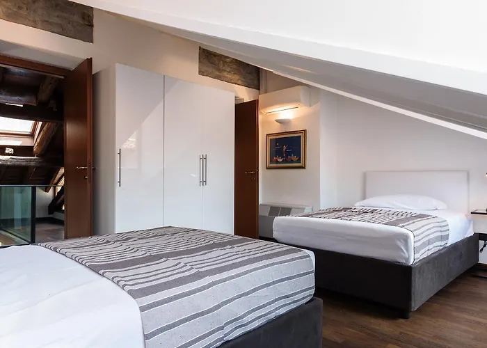 Palazzo Del Pero Luxury Attic - Bymyhomeincomo קומו